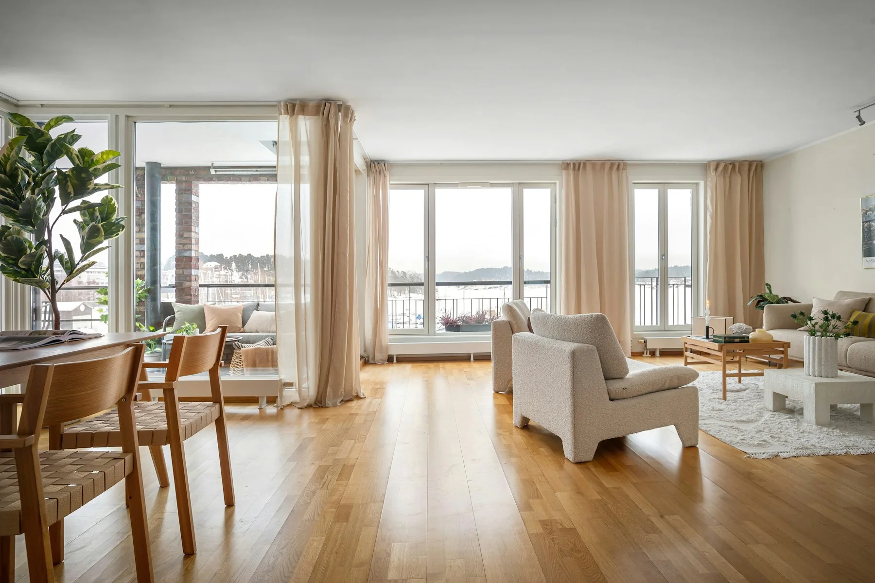 Laminate Flooring